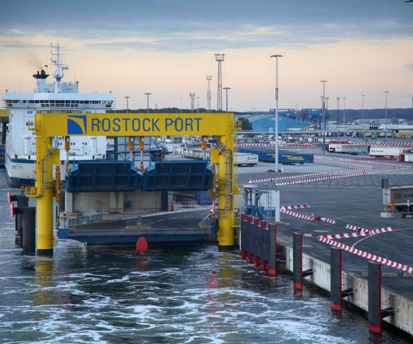 Rostock Warnemünde - shutterstock